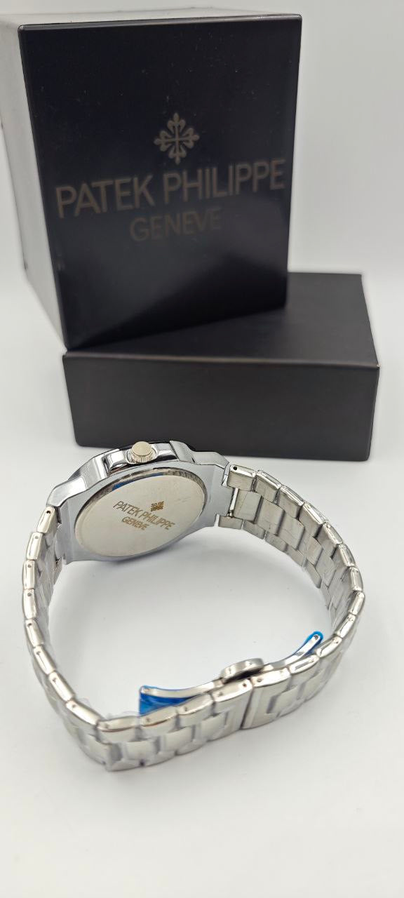 PATEK PHİLİPPE İÇİ KIRMIZI